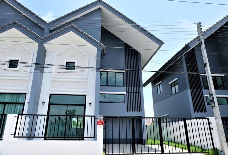 I-Rawan Place
