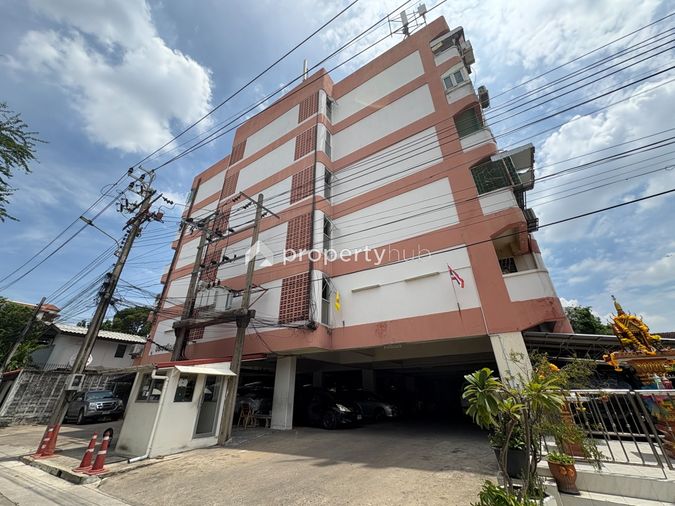 ประชานิเวศน์ คอนโด
