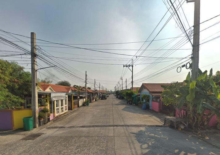 BaanTawanNgam Bang Yai 