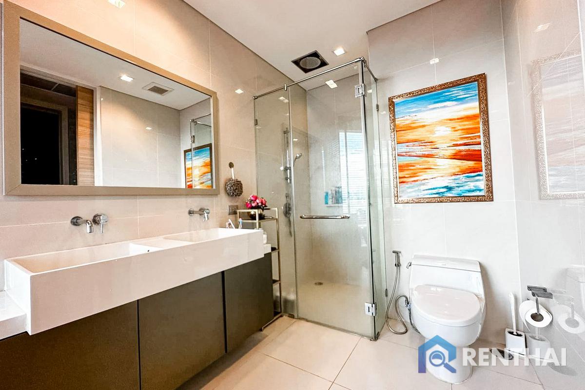 รูป ขายคอนโดหรู วิวทะเล ห้องใหญ่ ทำเลดี อยู่ติดถนนหน้าหาดจอมเทียน ห้องสวย ตกแต่งครบ พร้อมเข้าอยู่ เลี้ยงสัตว์เลี้ยงได้ - รูปที่ 9/23