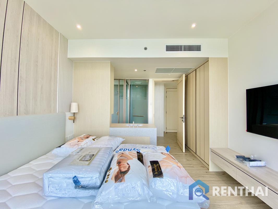 picture Luxury Seaview Condo for Rent @ Arom Wongamat | 2 Bedroom Panoramic Ocean View – Fully Furnished - 7/25