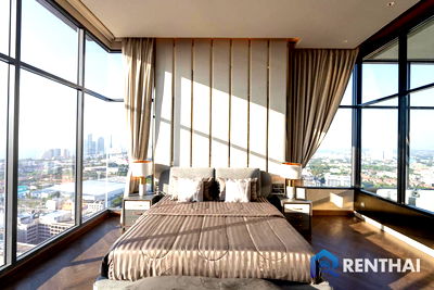 ขายคอนโด : เพนต์เฮาส์สุดหรู บนชั้นสูงสุดของคอนโดใจกลางพัทยา