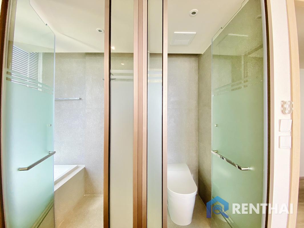 picture Luxury Seaview Condo for Rent @ Arom Wongamat | 2 Bedroom Panoramic Ocean View – Fully Furnished - 9/25