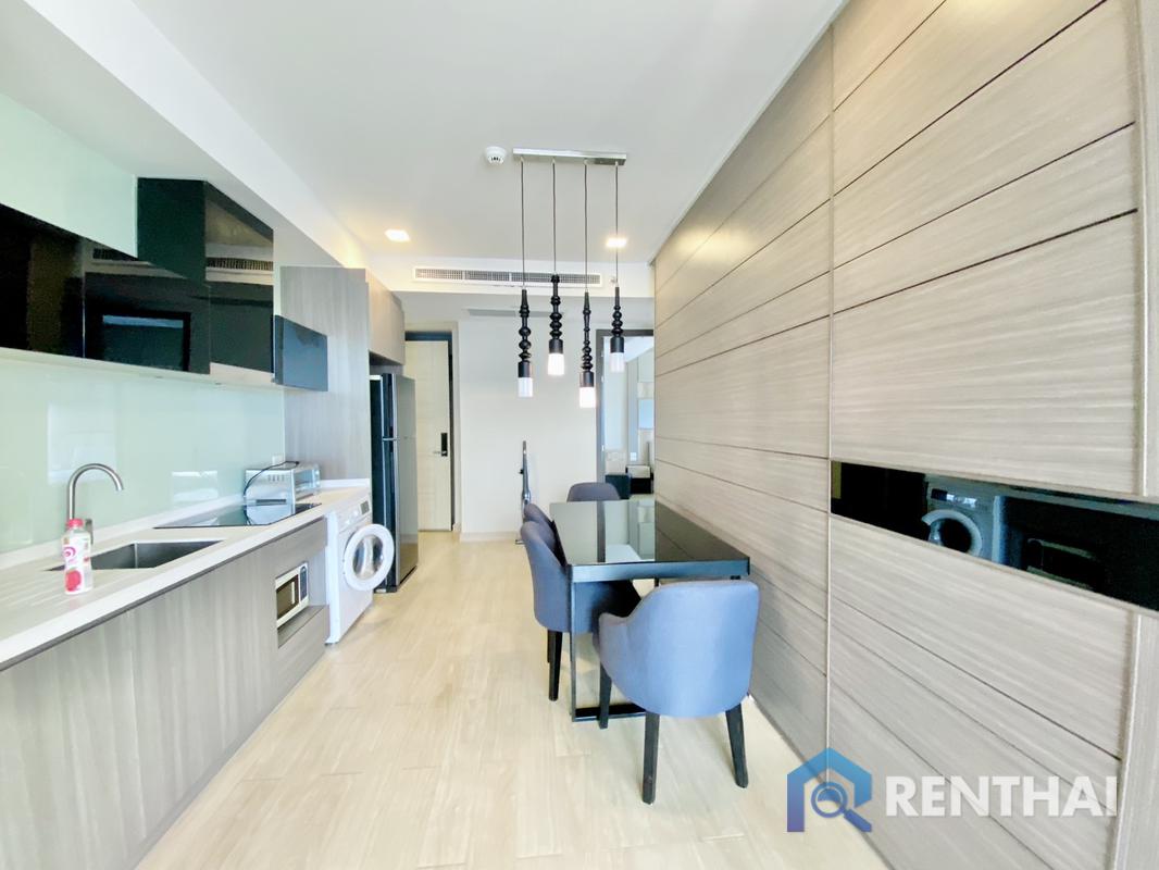 รูป คอนโด 2 ห้องนอน Cetus ในพัทยา, 13.5 ล้านบาท, ยูนิตมุมที่ตกแต่งครบครัน - รูปที่ 8/25