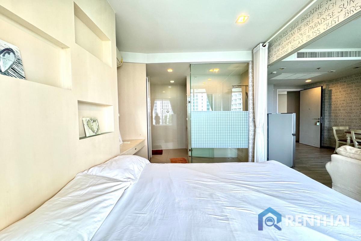 รูป ขายคอนโดติดทะเล ทำเลวงศ์อมาตย์ 1 ห้องนอน ขนาด 40 ตร.ม. ห้องตกแต่งสวยสไตล์เรียบหรู - รูปที่ 9/23