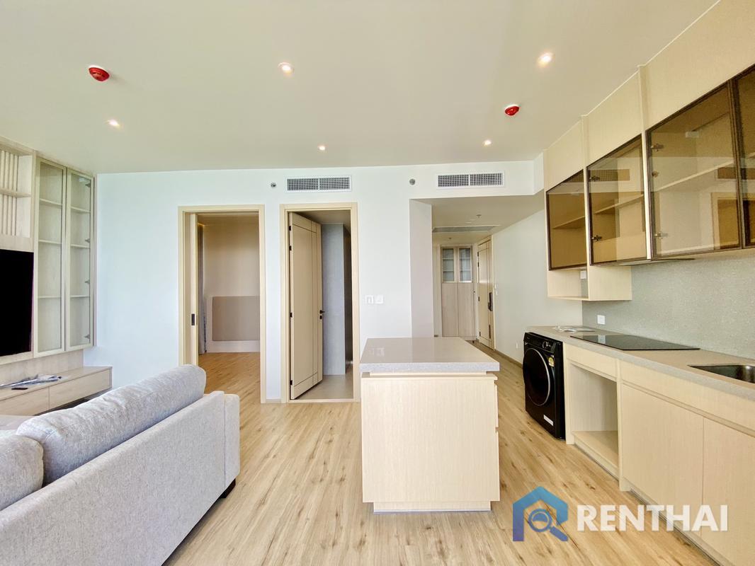 picture Luxury Seaview Condo for Rent @ Arom Wongamat | 2 Bedroom Panoramic Ocean View – Fully Furnished - 3/25