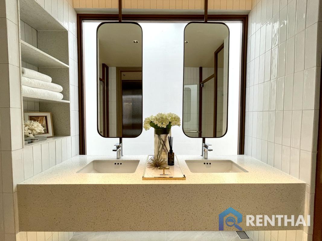 รูป ขายด่วน! คอนโดหรู Arom Jomtien 2 ห้องนอน ชั้น 29 วิวทะเลสุดปัง ชื่อต่างชาติ ราคาดีที่สุดในตลาด! - รูปที่ 10/25