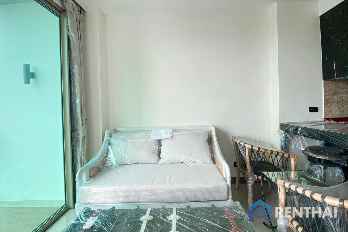 รูป The Riviera Ocean Drive คอนโดหรูพัทยา ห้องกว้างมาก มาในราคา 3,750,000 บาท - รูปที่ 1/18