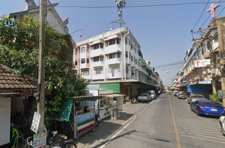 บ้านศรีสามพราน