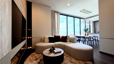 Condos for sale : AESTIQ Thonglor 2 Bedroom Private Lift Condo for Sale