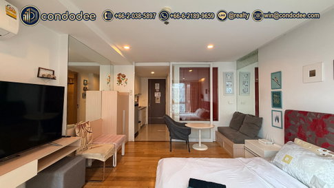 High-Yield Studio at 15 Sukhumvit Residences