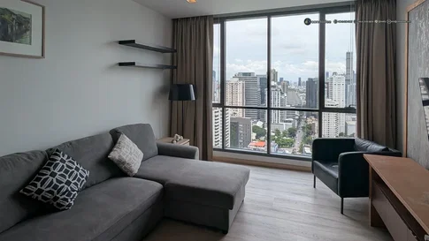 Hyde 13: Modern 2 Bedroom Condo in Bangkoks Prime Sukhumvit Area