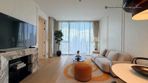 Discover Luxury Living at The Strand Thonglor - 1BR