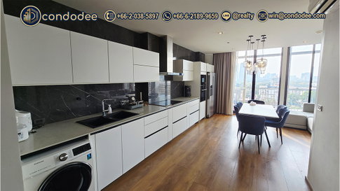 Park Origin Phrom Phong for sale - Rare Combined Unit