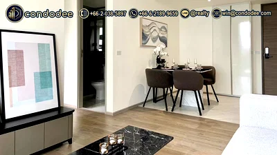 ขายคอนโด : 2 Bedroom Fully Furnished Condo for Sale in Asoke | Fynn Asoke