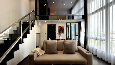 ขายคอนโด : CONNER Ratchathewi Furnished Loft Duplex for Sale