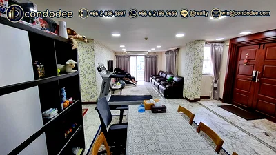 Condos for sale : Luxury Spacious Condo for Sale in Sukhumvit 8 | CondoDee